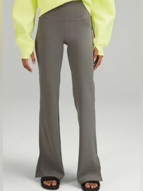 NWOT Athletic High-Rise Split Flare Leg Pants - Gray